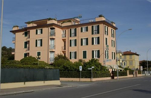 Arianna Hotel Marina di Pietrasanta Eksteriør billede